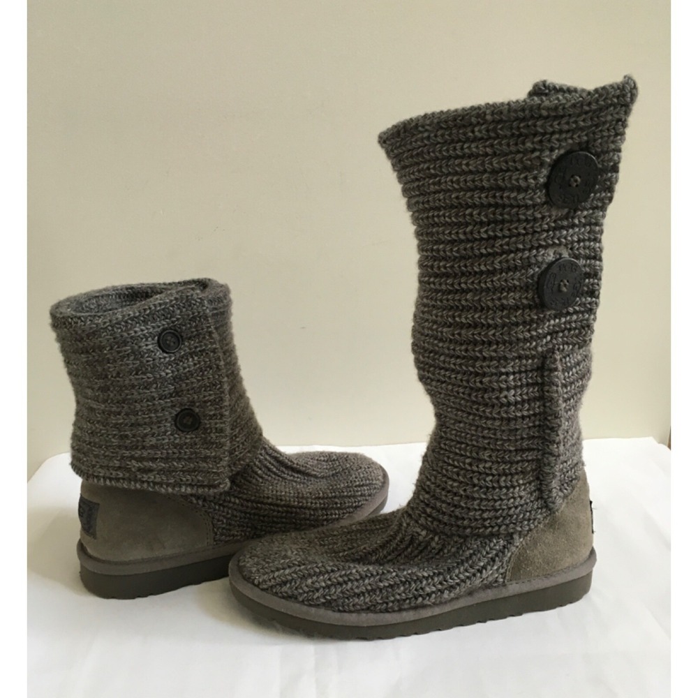 Ugg Australia Cardy Knit Sweater Boots 2 Button Gray US 5 Pull On Shoes EUC